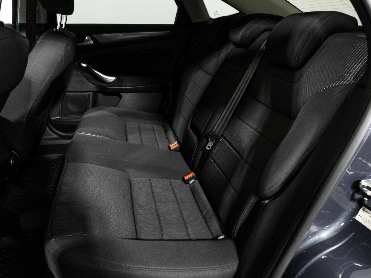 Ford Mondeo с пробегом — 2013 год. Фото: #9