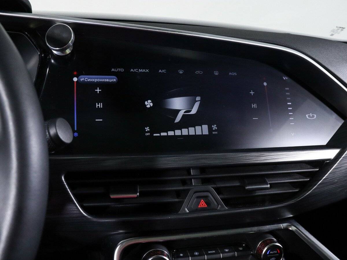 Geely Tugella с пробегом — 2022 год. Фото: #22