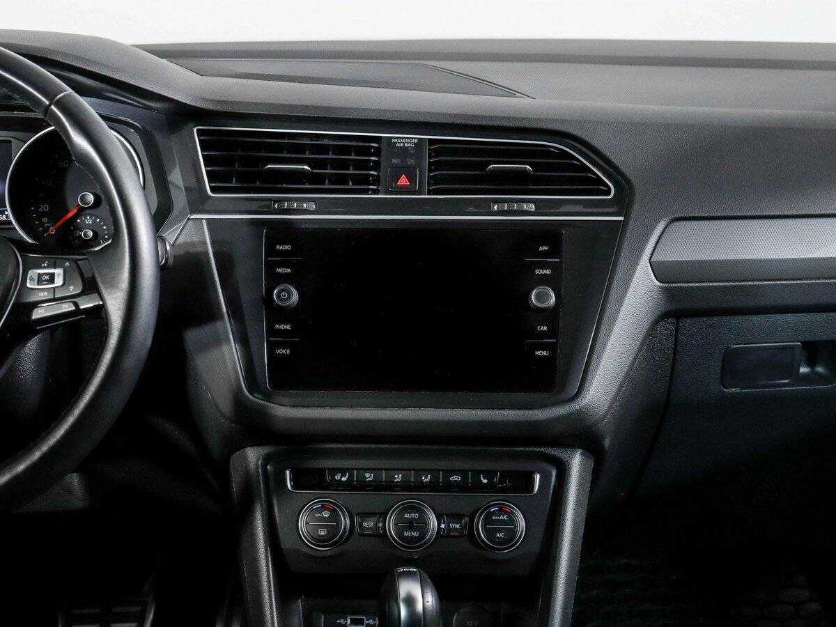 Volkswagen Tiguan с пробегом — 2018 год. Фото: #9