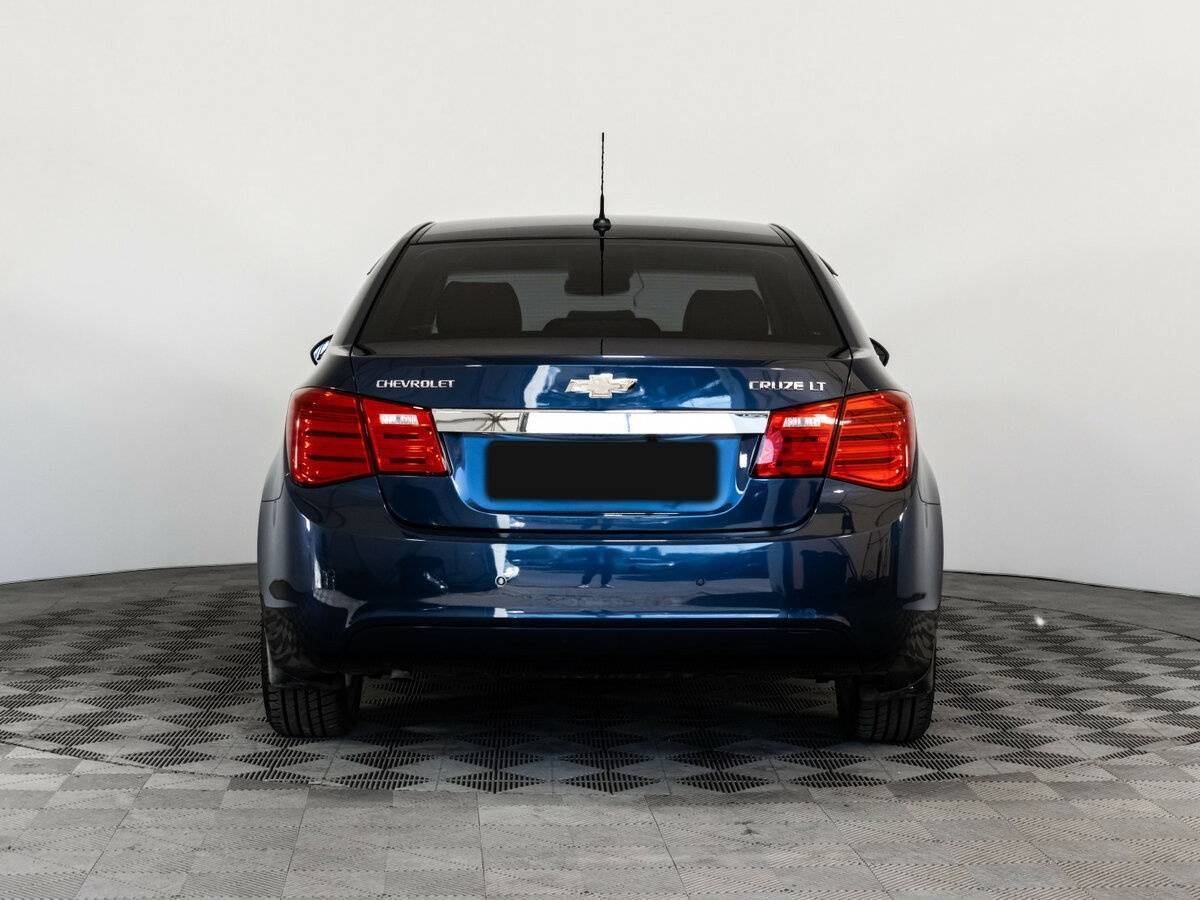 Chevrolet Cruze с пробегом — 2012 год. Фото: #4