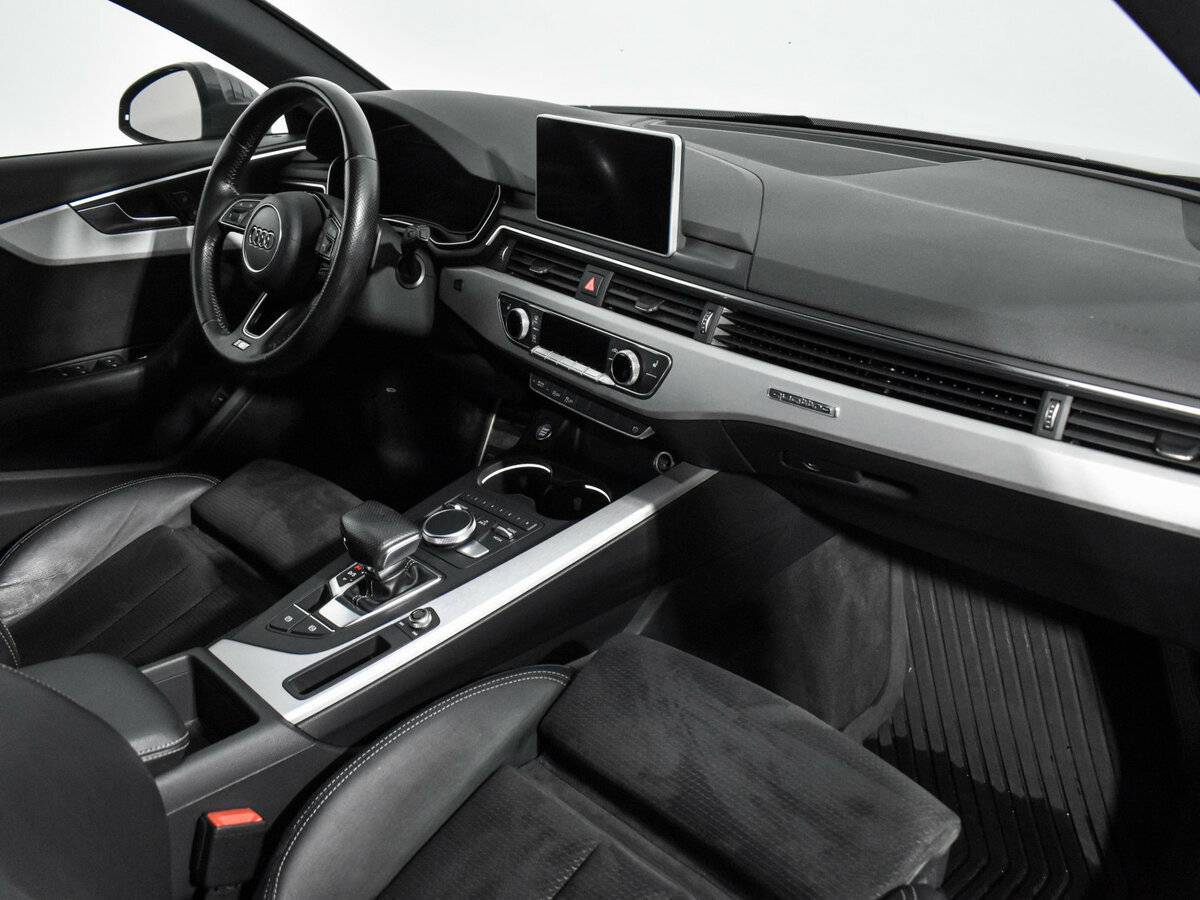 Audi A4 с пробегом — 2016 год. Фото: #12