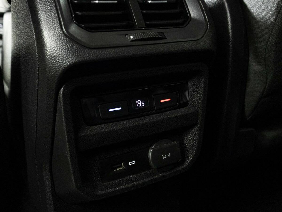 Volkswagen Tiguan с пробегом — 2020 год. Фото: #21