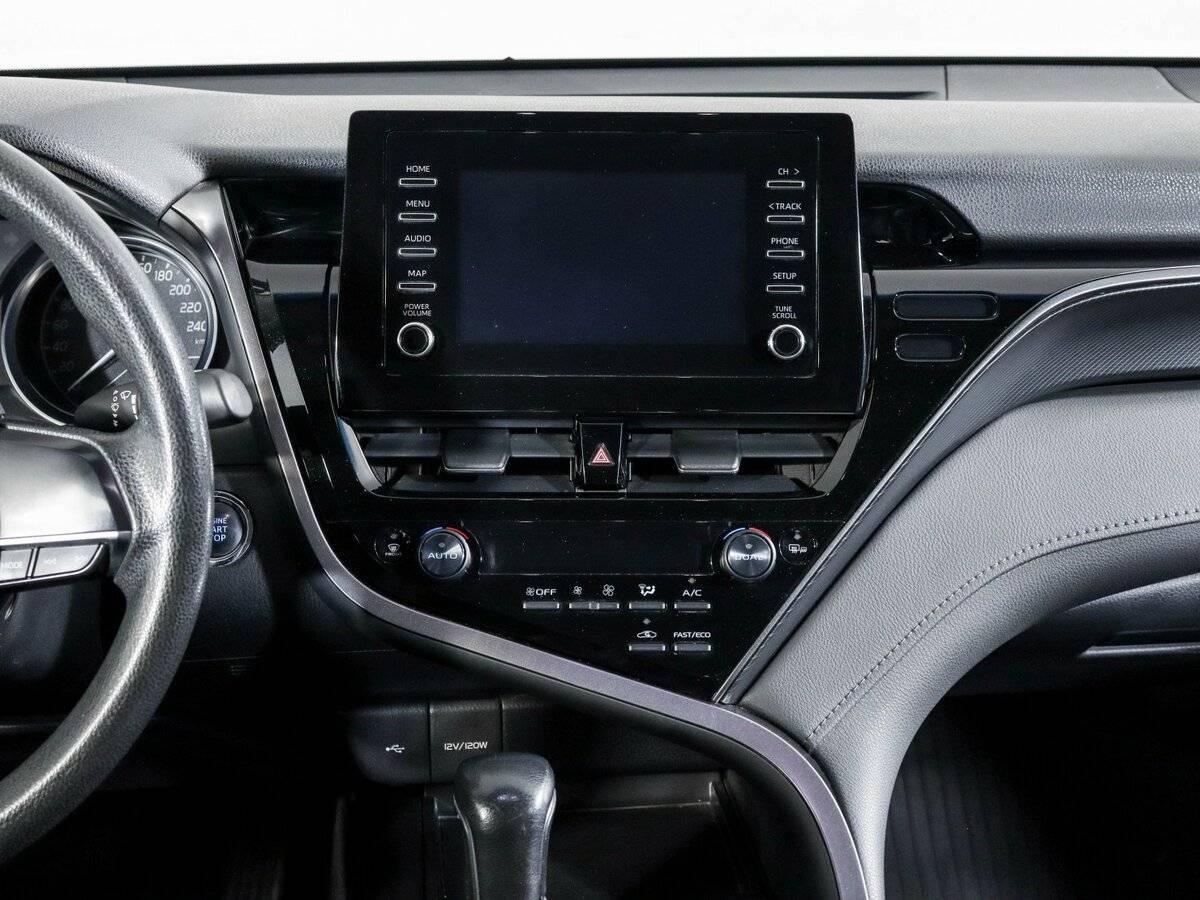 Toyota Camry с пробегом — 2021 год. Фото: #12