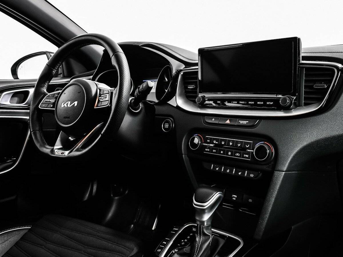 Kia Ceed с пробегом — 2021 год. Фото: #8
