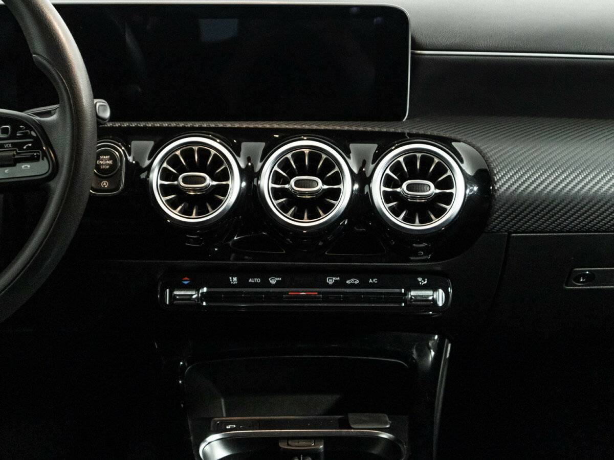 Mercedes-Benz A-Класс с пробегом — 2018 год. Фото: #13