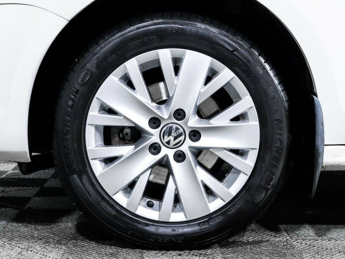 Volkswagen Jetta с пробегом — 2014 год. Фото: #12