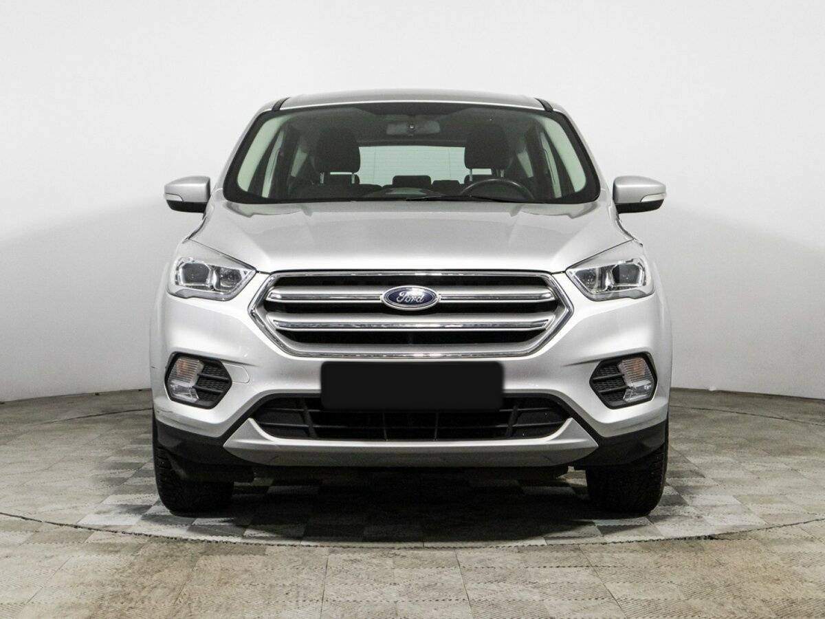 Ford Kuga с пробегом — 2019 год. Фото: #1