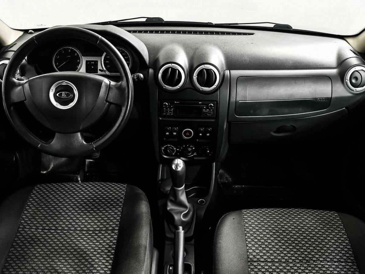 Lada (ВАЗ) Largus с пробегом — 2014 год. Фото: #10