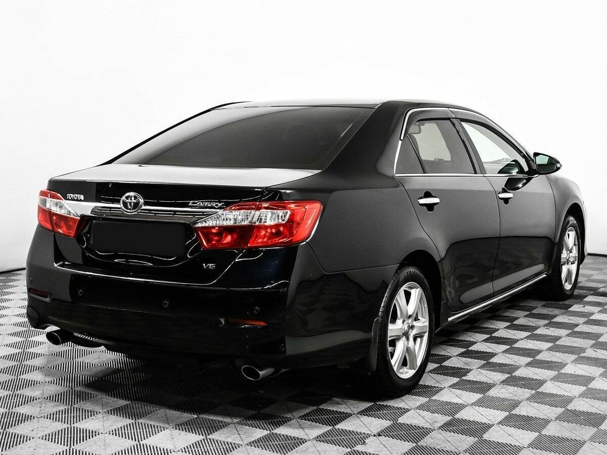 Toyota Camry с пробегом — 2012 год. Фото: #4