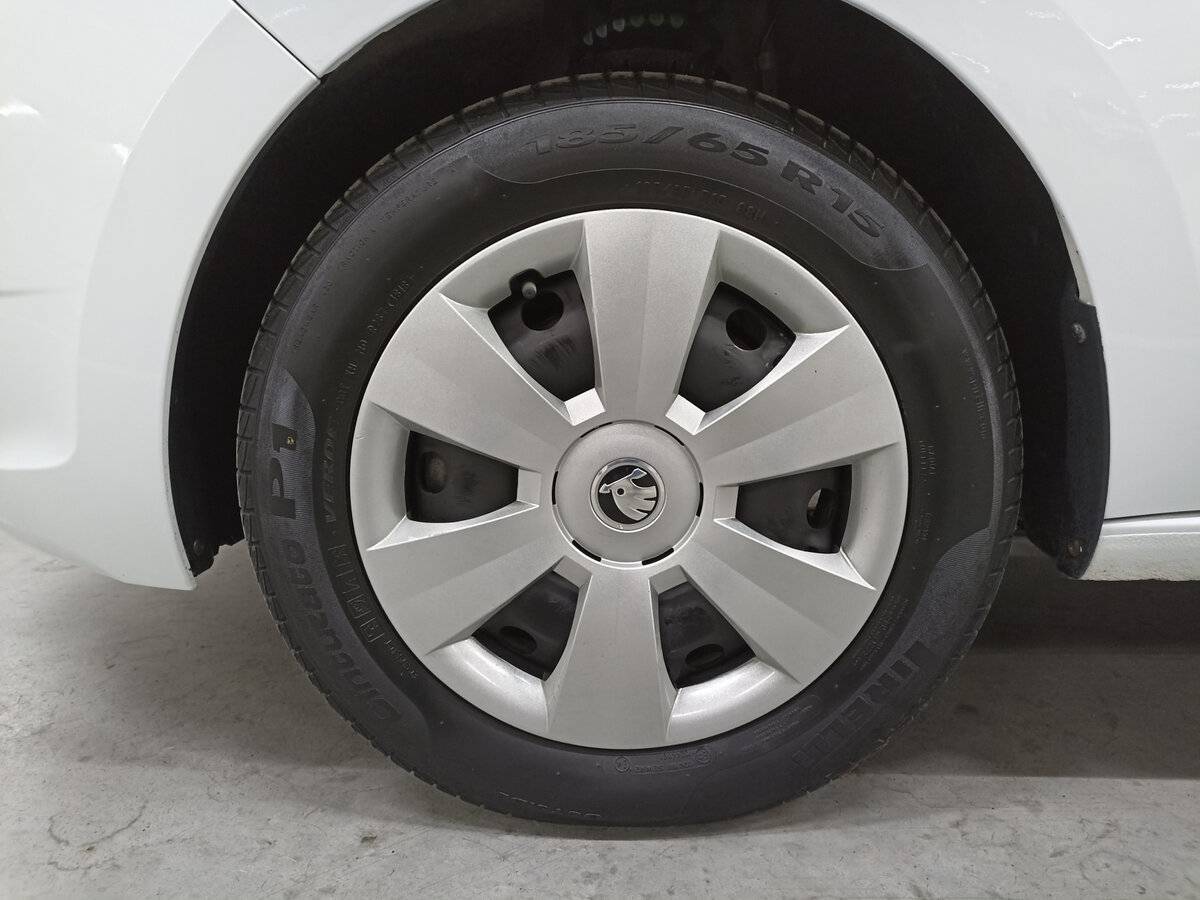 Skoda Rapid с пробегом — 2019 год. Фото: #17