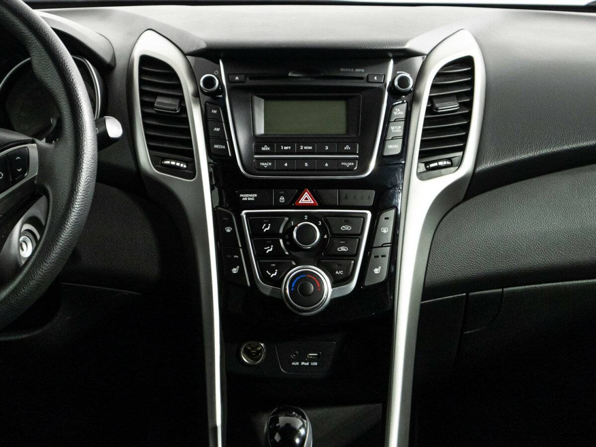 Hyundai i30 с пробегом — 2016 год. Фото: #13