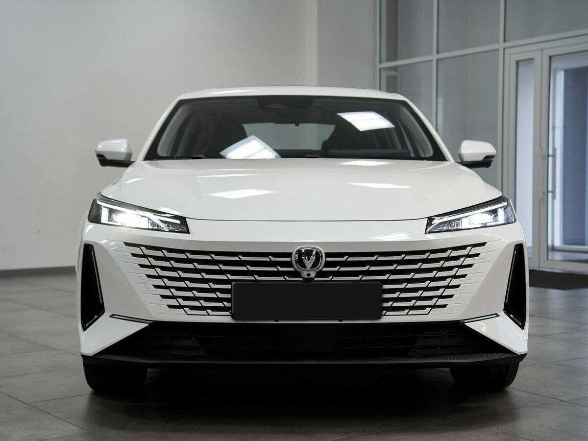 Changan Lamore с пробегом — 2024 год. Фото: #7