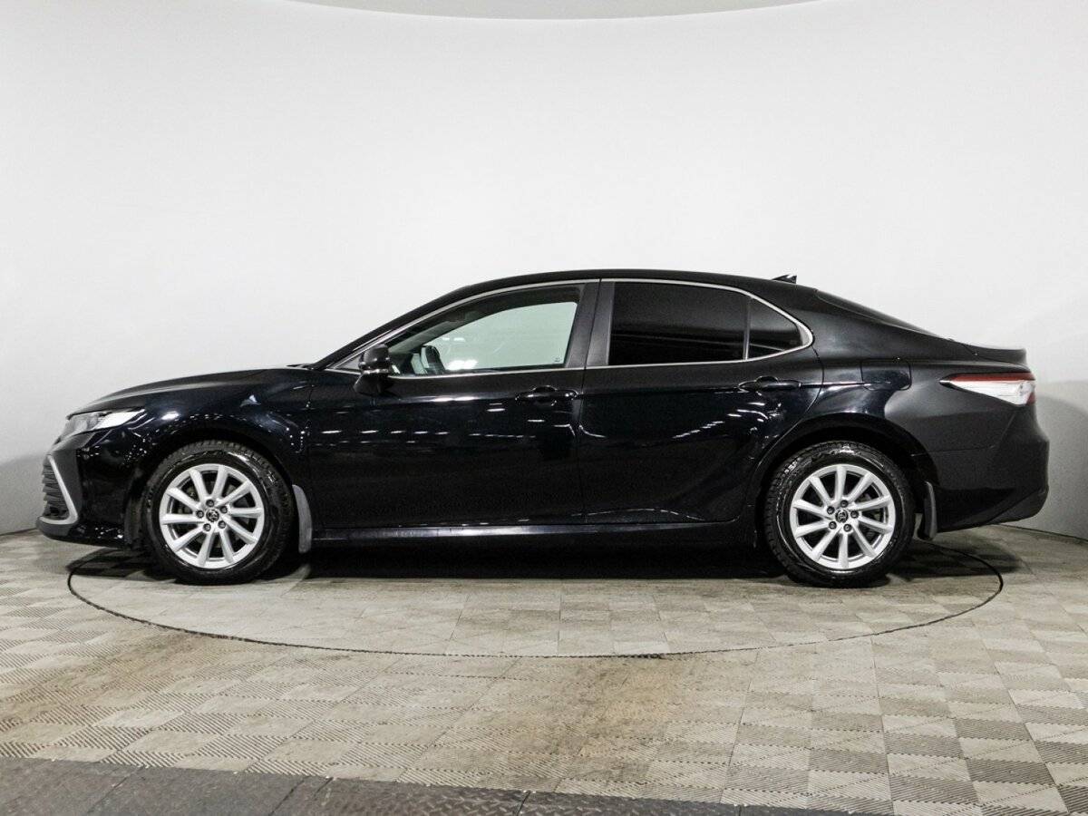 Toyota Camry с пробегом — 2021 год. Фото: #7