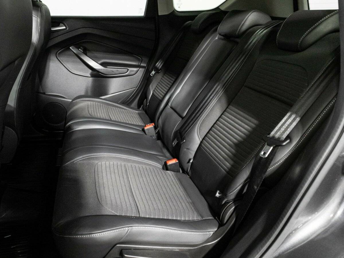 Ford Kuga с пробегом — 2017 год. Фото: #9