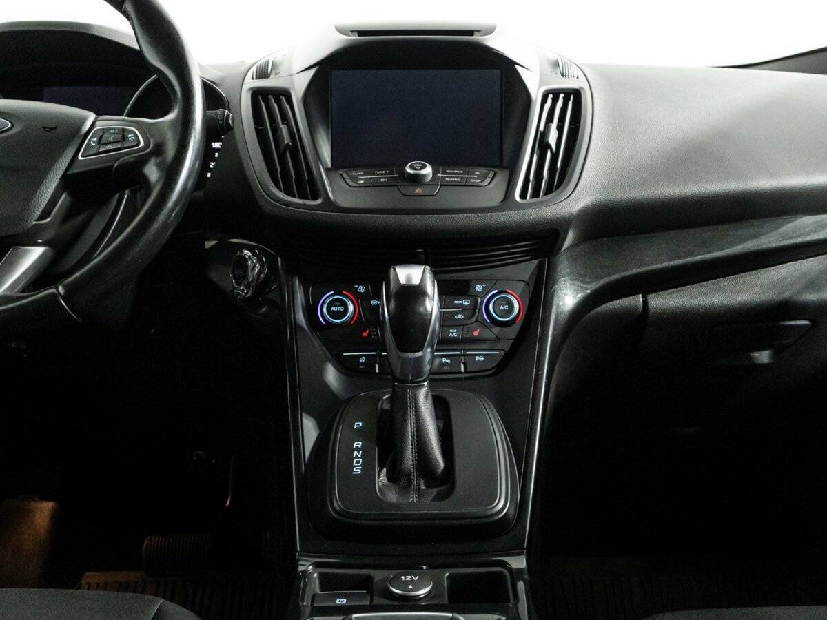 Ford Kuga с пробегом — 2017 год. Фото: #13