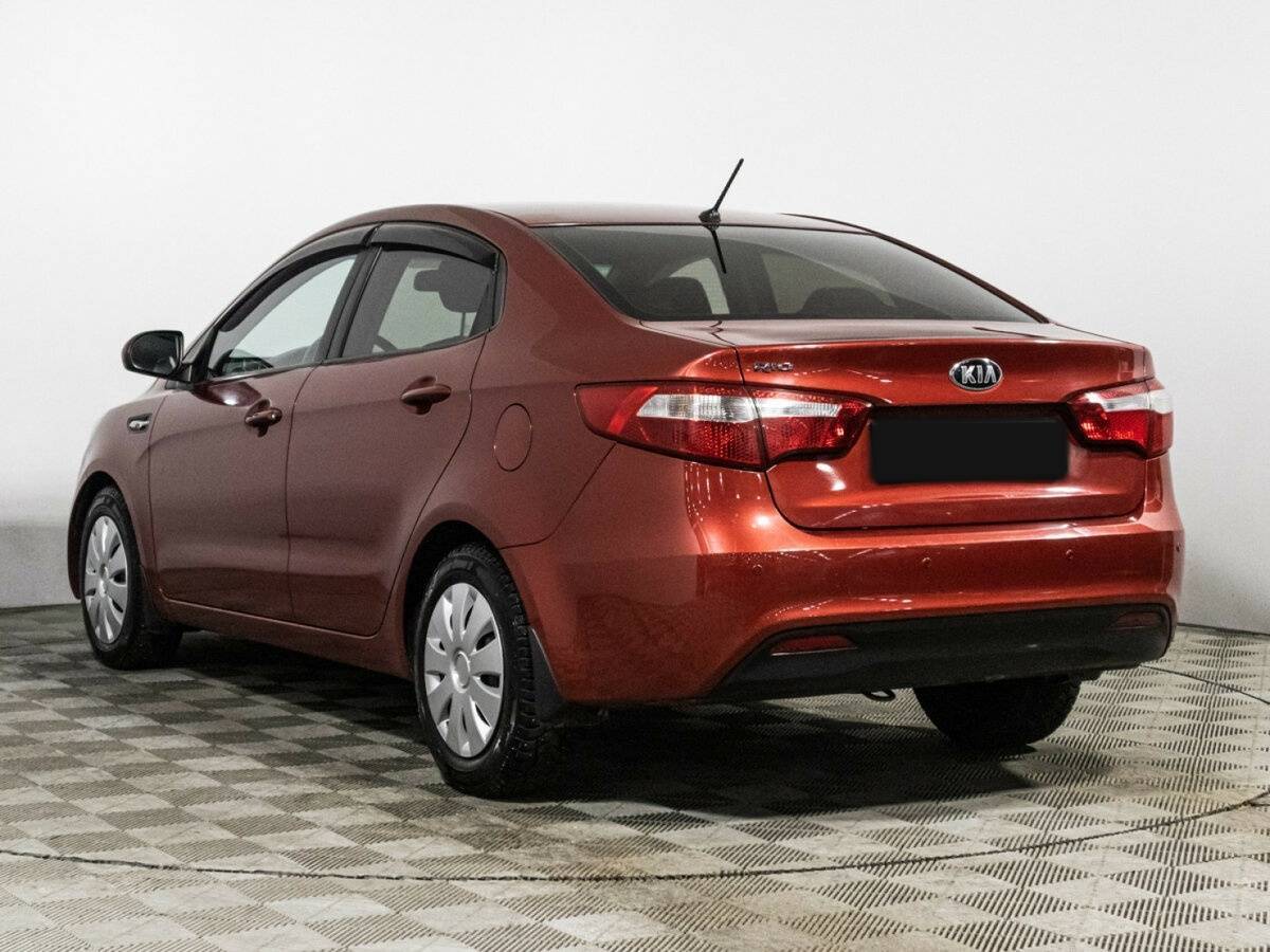 Kia Rio с пробегом — 2014 год. Фото: #6