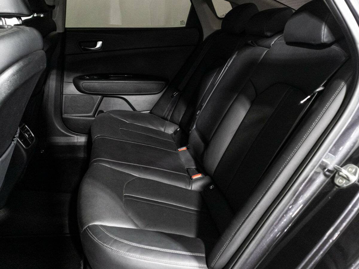 Kia Optima с пробегом — 2019 год. Фото: #9