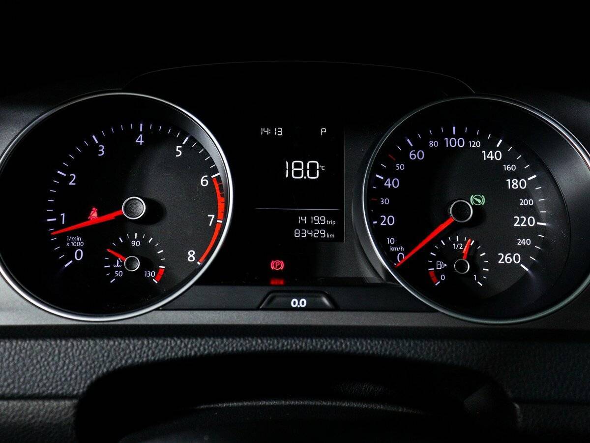 Volkswagen Golf с пробегом — 2013 год. Фото: #9