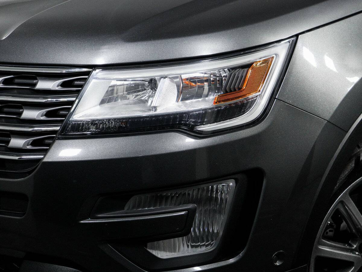 Ford Explorer с пробегом — 2017 год. Фото: #15