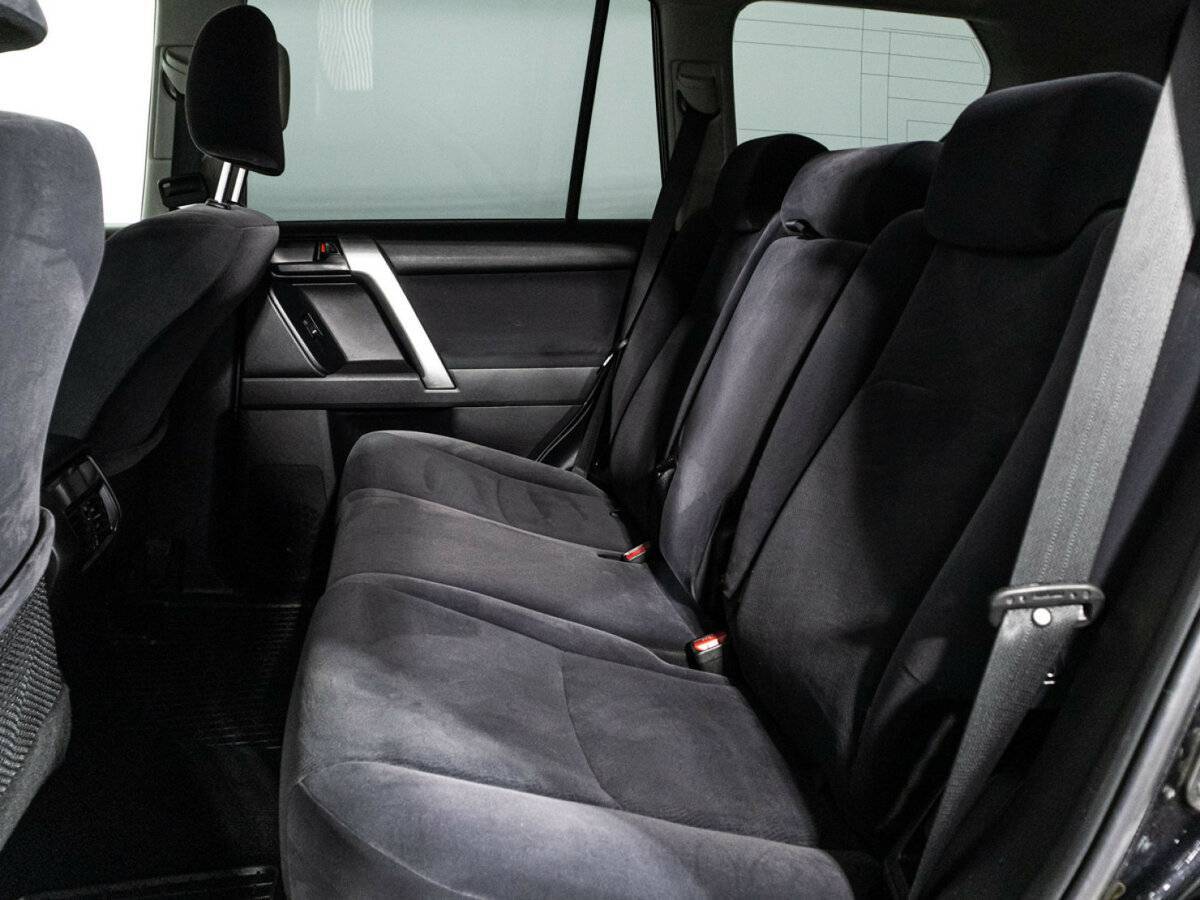 Toyota Land Cruiser Prado с пробегом — 2014 год. Фото: #8