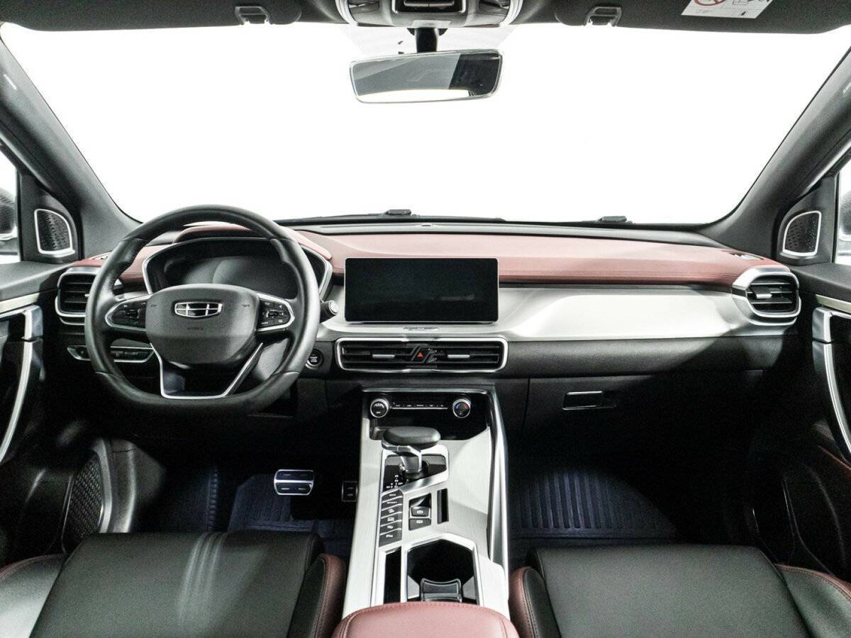 Geely Coolray с пробегом — 2022 год. Фото: #12