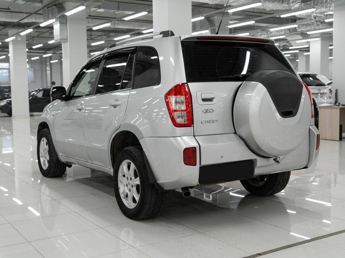 Chery Tiggo (T11) с пробегом — 2014 год. Фото: #3