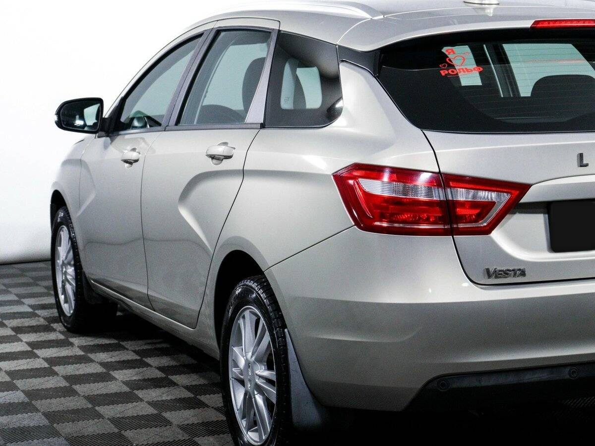 Lada (ВАЗ) Vesta с пробегом — 2018 год. Фото: #15