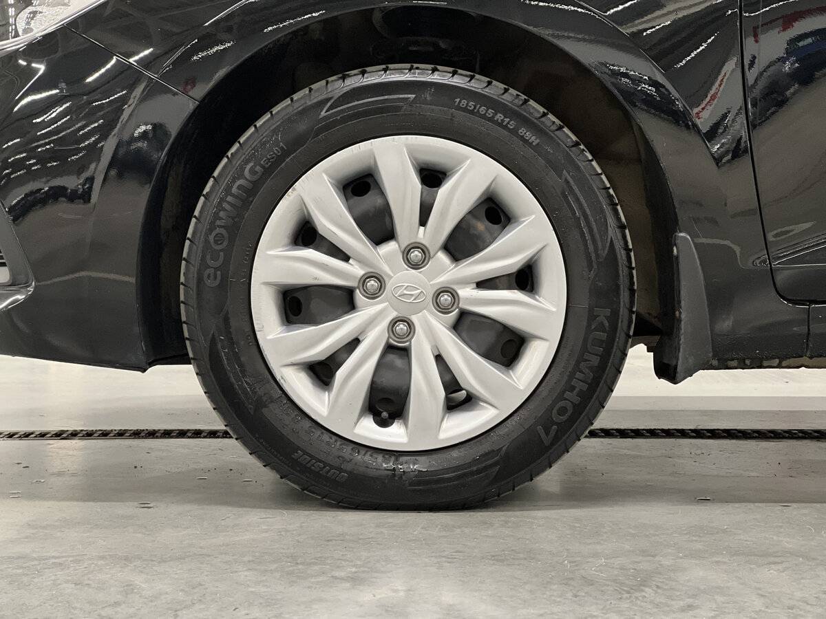 Hyundai Solaris с пробегом — 2017 год. Фото: #15