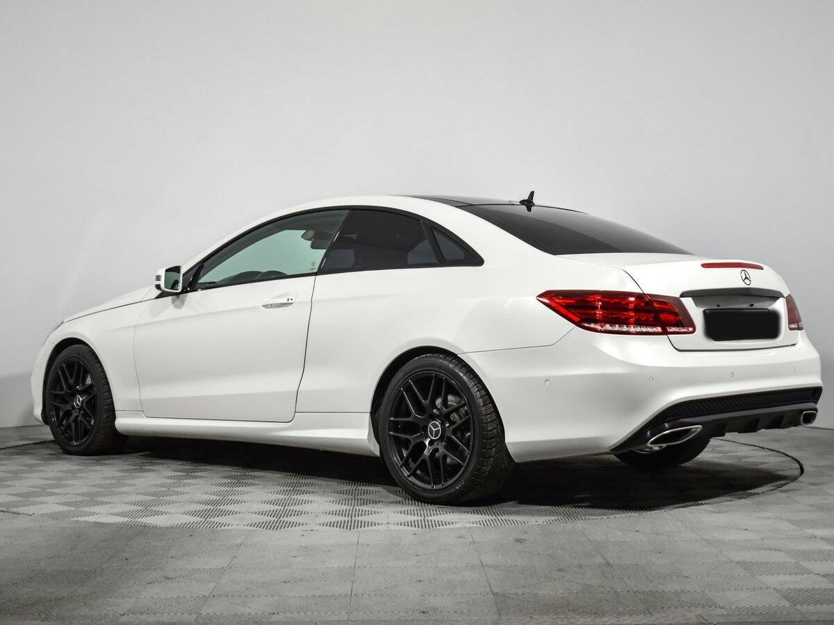 Mercedes-Benz E-Класс с пробегом — 2015 год. Фото: #6