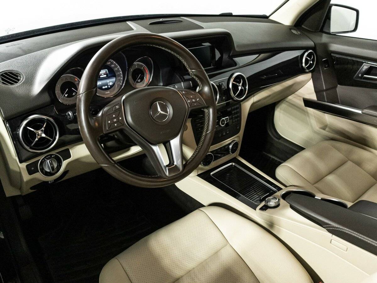 Mercedes-Benz GLK-Класс с пробегом — 2014 год. Фото: #10