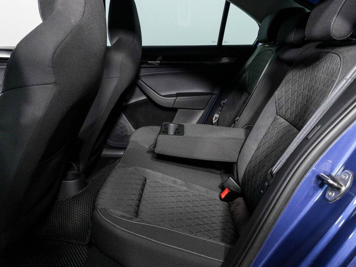 Skoda Rapid с пробегом — 2021 год. Фото: #9