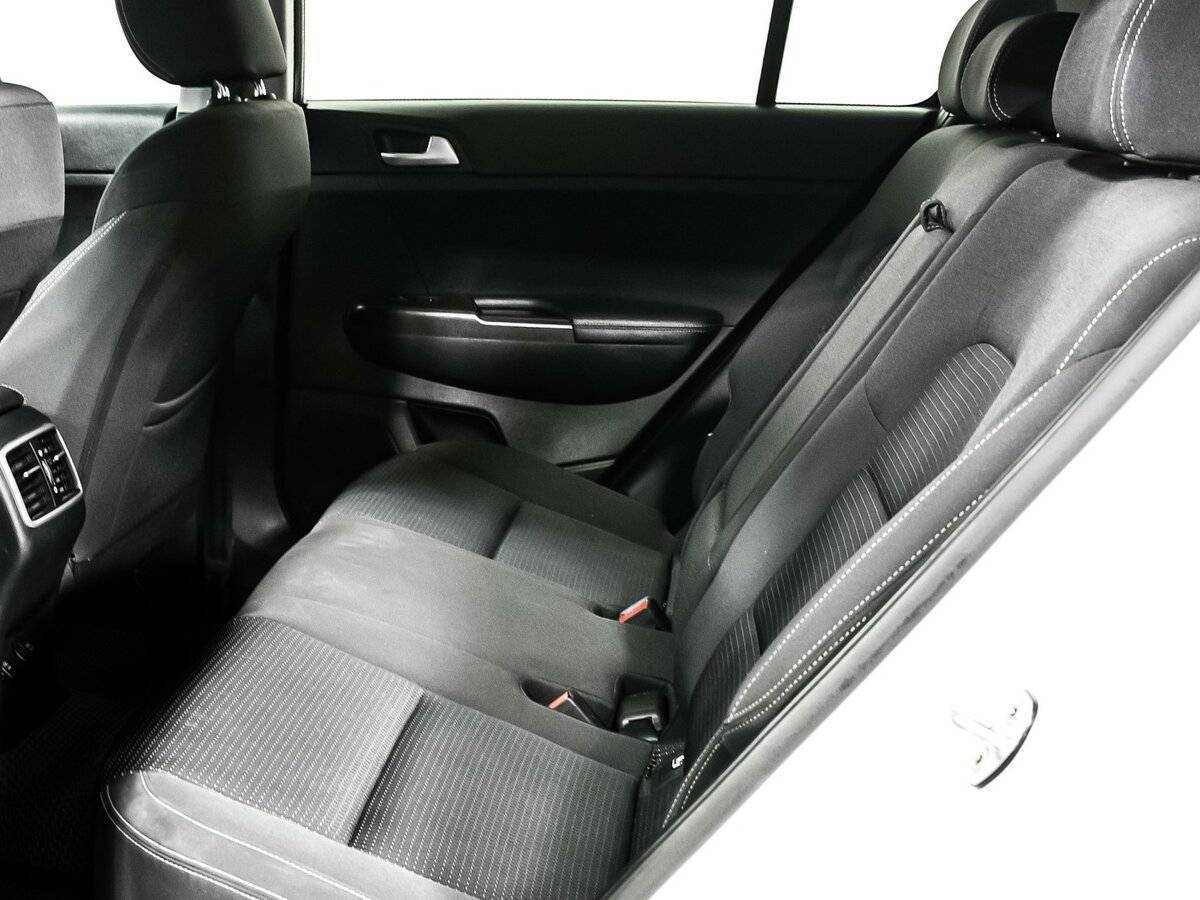 Kia Sportage с пробегом — 2016 год. Фото: #9