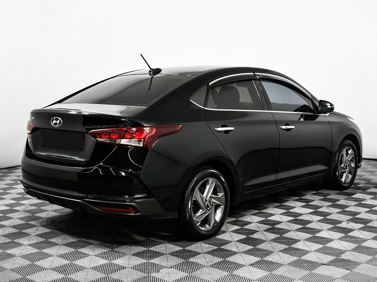 Hyundai Solaris с пробегом — 2020 год. Фото: #4