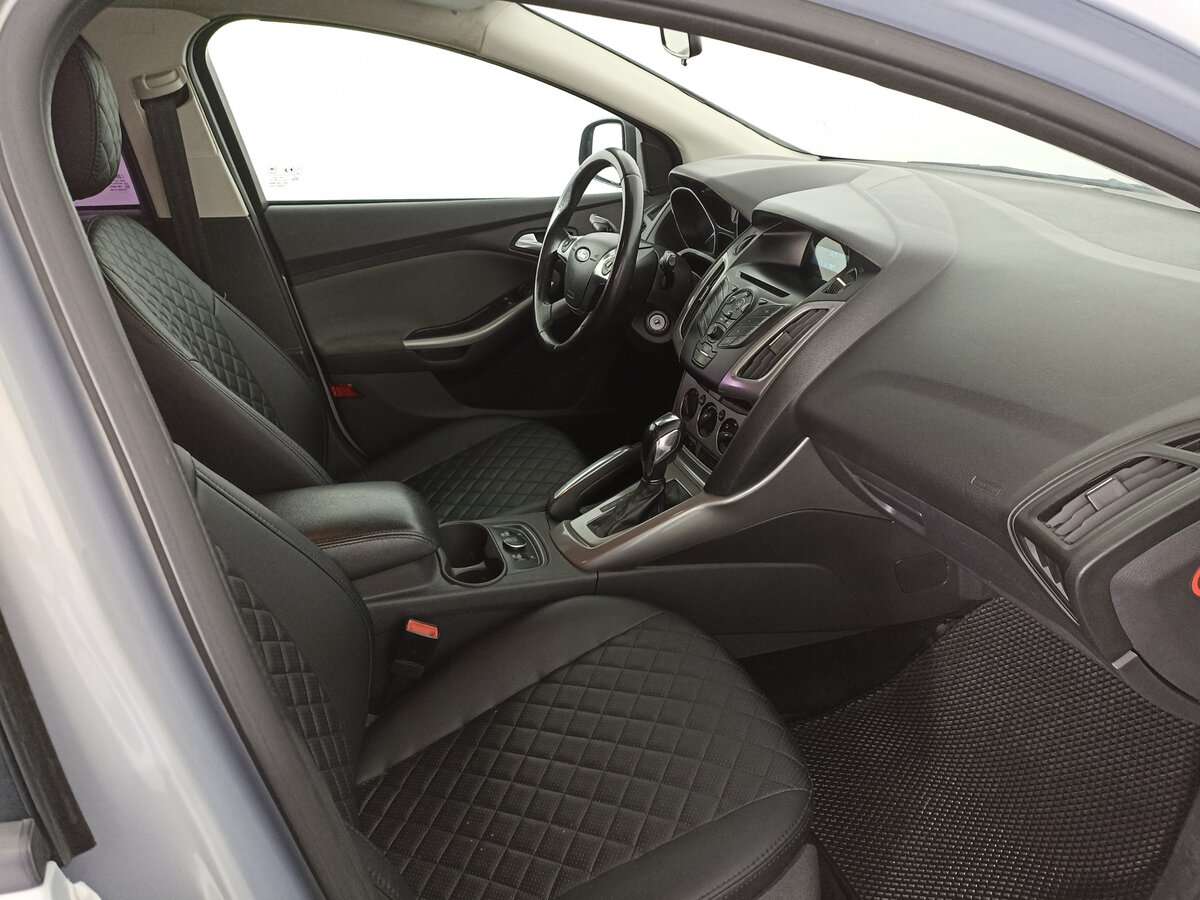 Ford Focus с пробегом — 2013 год. Фото: #10