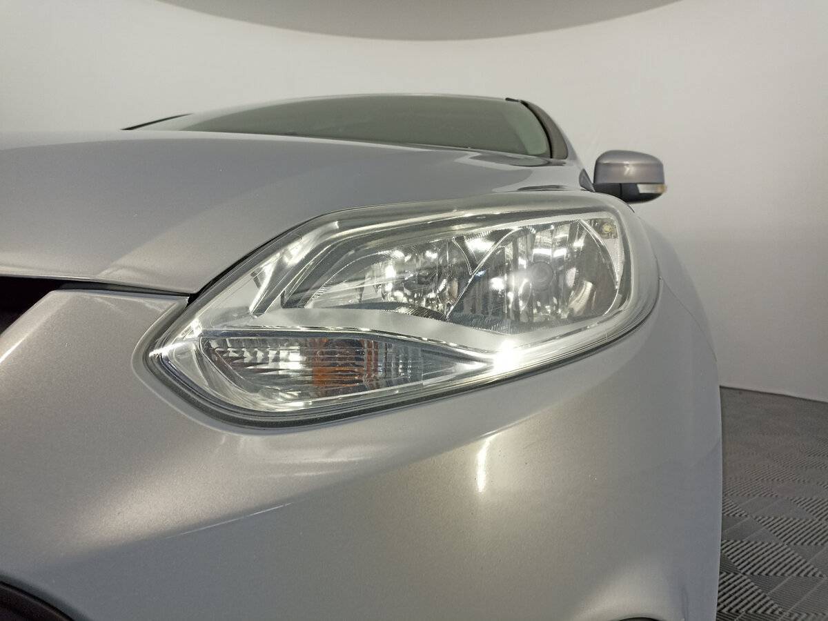 Ford Focus с пробегом — 2013 год. Фото: #16