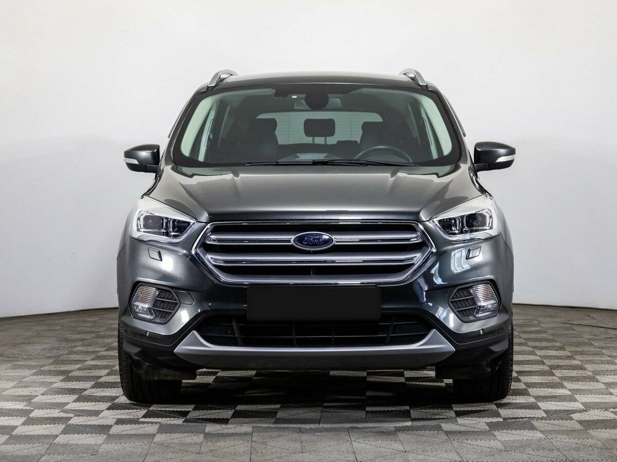 Ford Kuga с пробегом — 2018 год. Фото: #1
