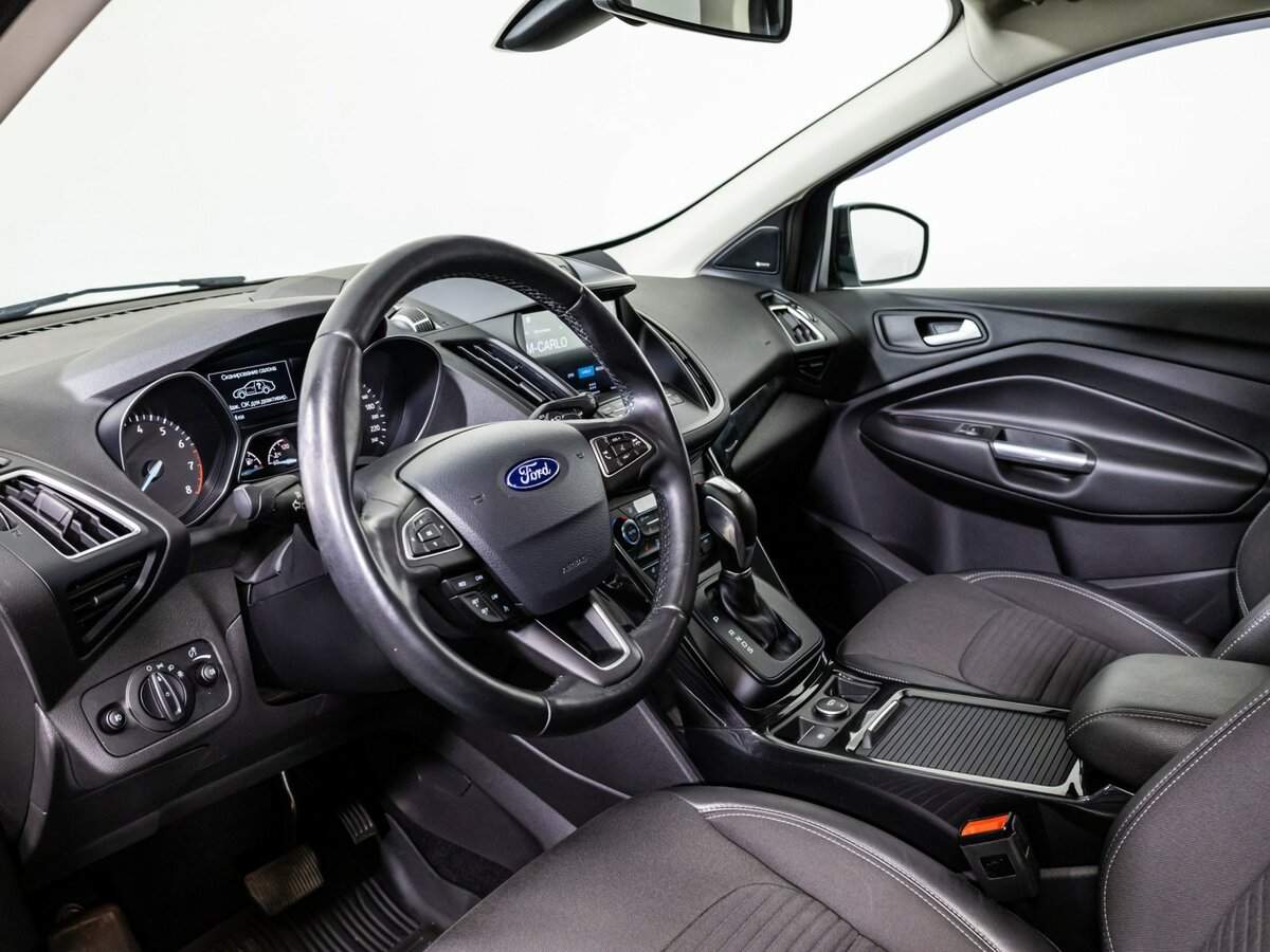 Ford Kuga с пробегом — 2018 год. Фото: #10