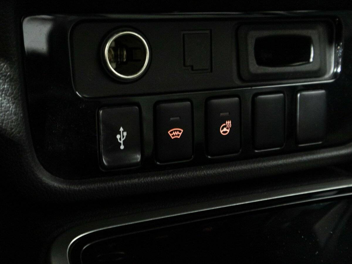 Mitsubishi Outlander с пробегом — 2019 год. Фото: #17