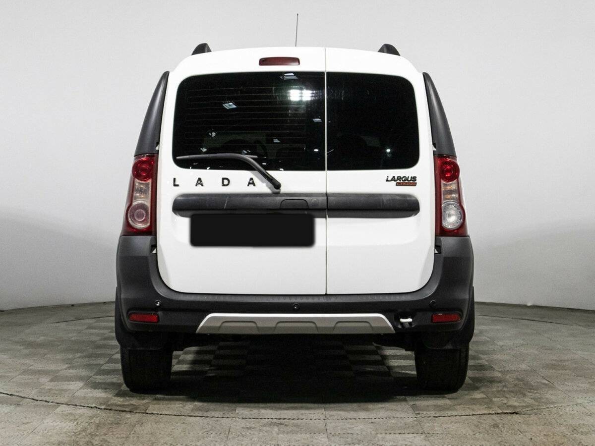 Lada (ВАЗ) Largus с пробегом — 2020 год. Фото: #5