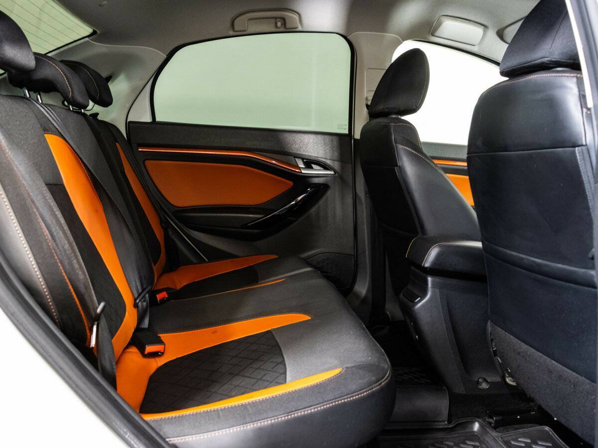 Lada (ВАЗ) Vesta с пробегом — 2018 год. Фото: #14