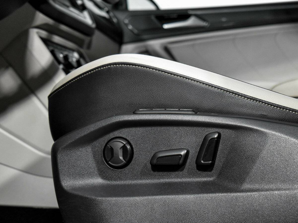 Volkswagen Tiguan с пробегом — 2017 год. Фото: #15