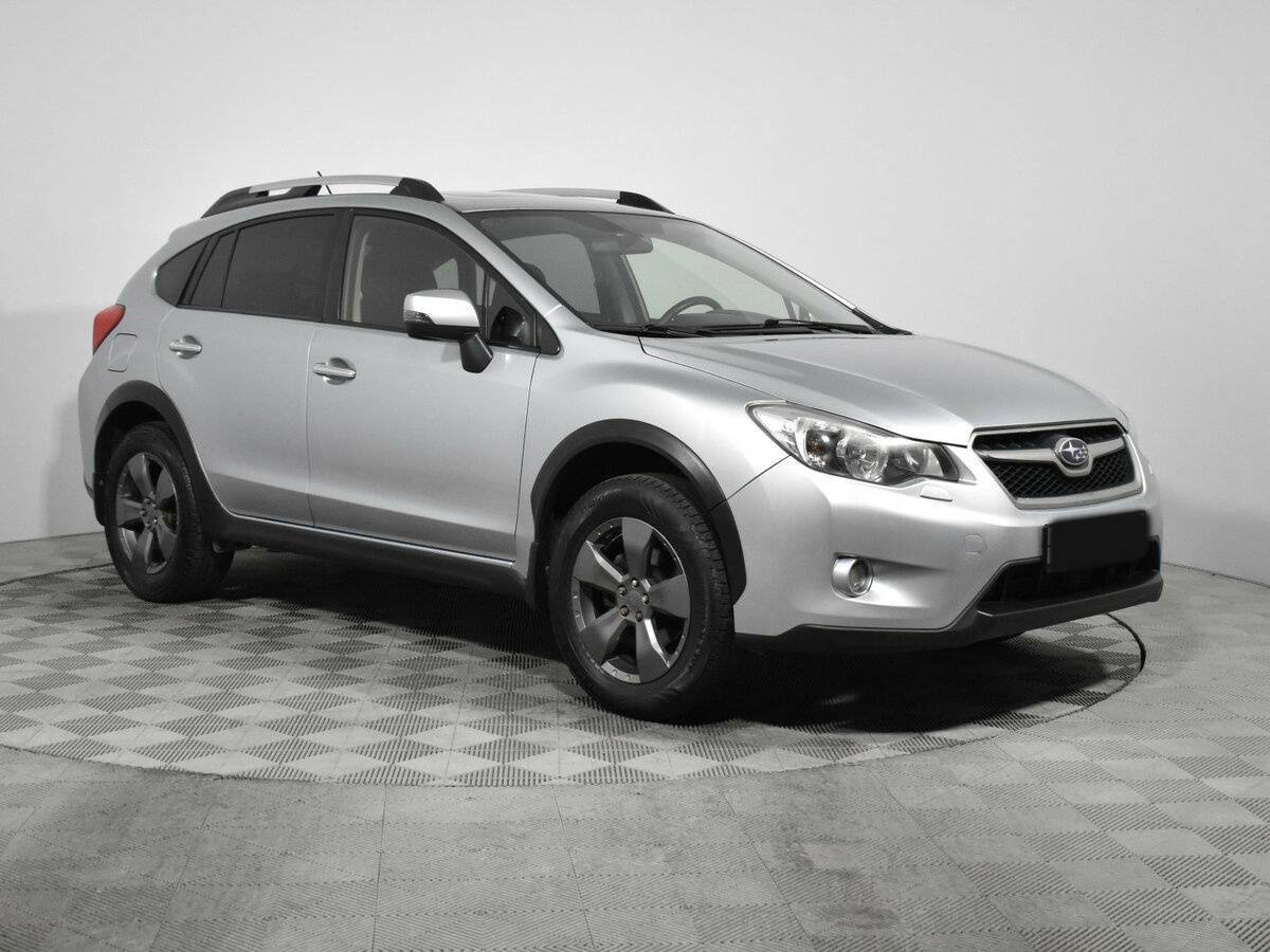 Subaru XV с пробегом — 2014 год. Фото: #2