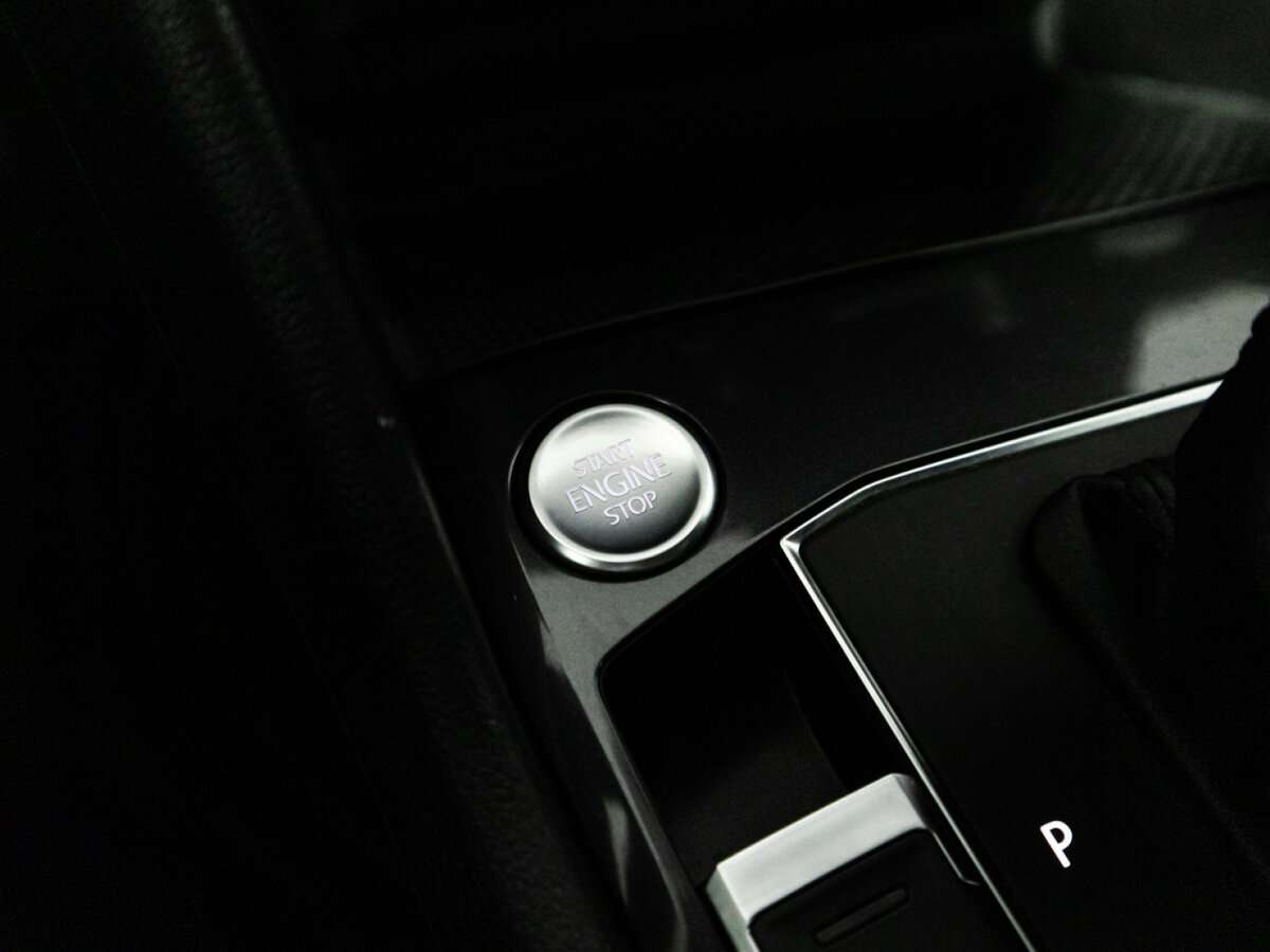 Volkswagen Tiguan с пробегом — 2018 год. Фото: #21