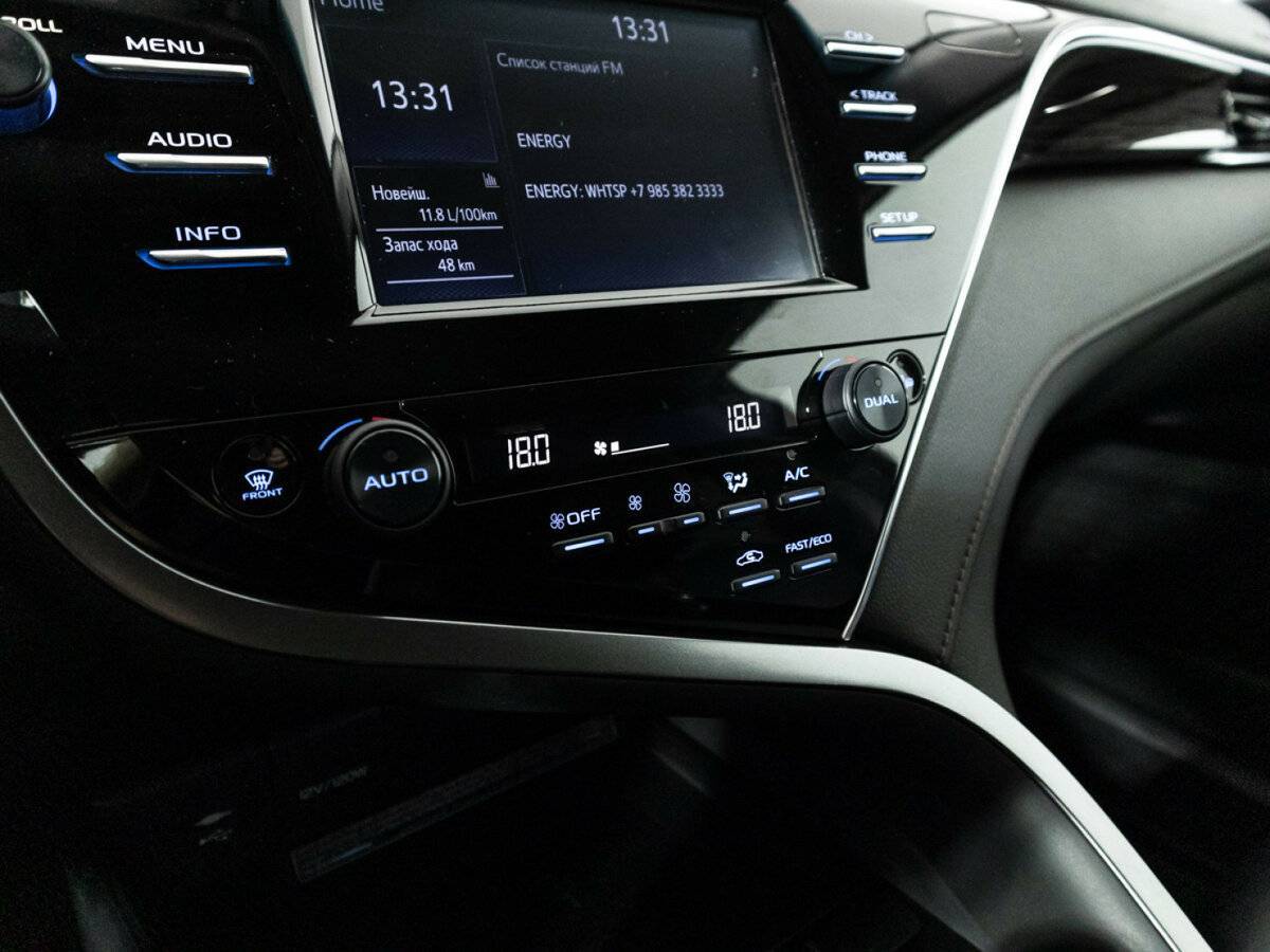 Toyota Camry с пробегом — 2020 год. Фото: #16