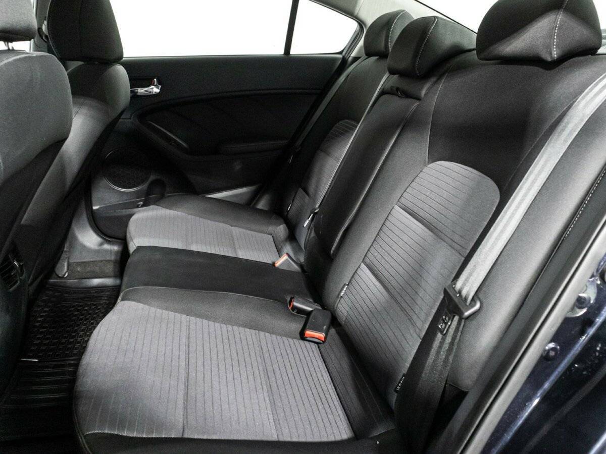 Kia Cerato с пробегом — 2018 год. Фото: #9