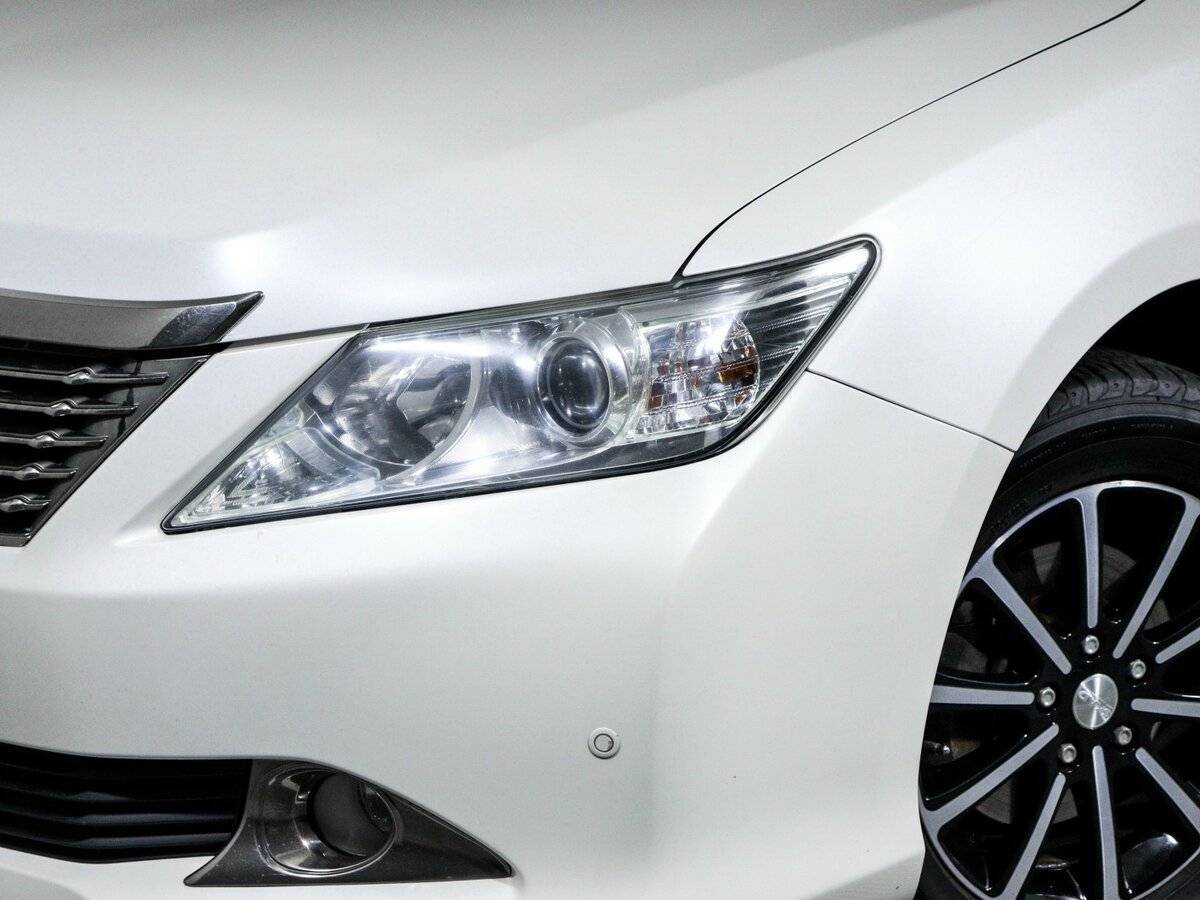 Toyota Camry с пробегом — 2013 год. Фото: #15