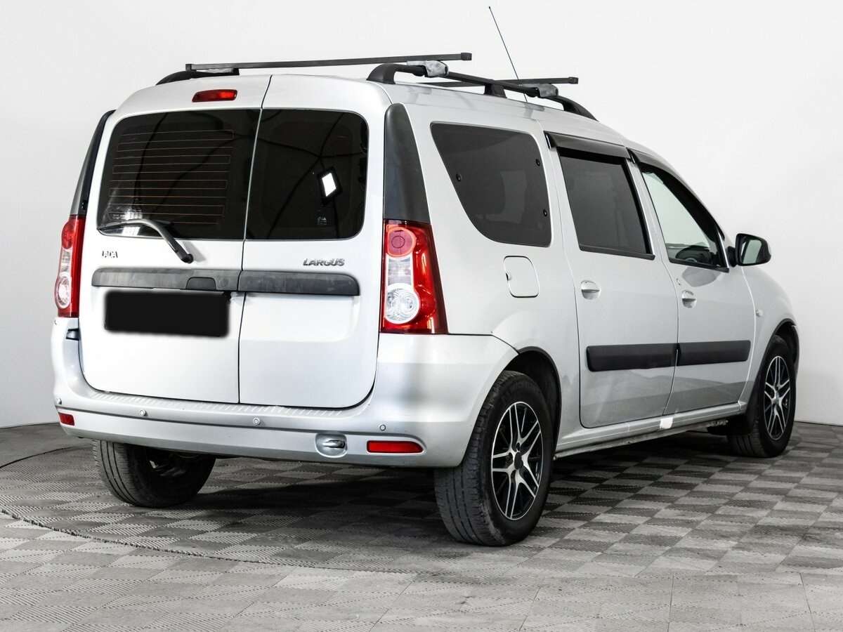 Lada (ВАЗ) Largus с пробегом — 2014 год. Фото: #3
