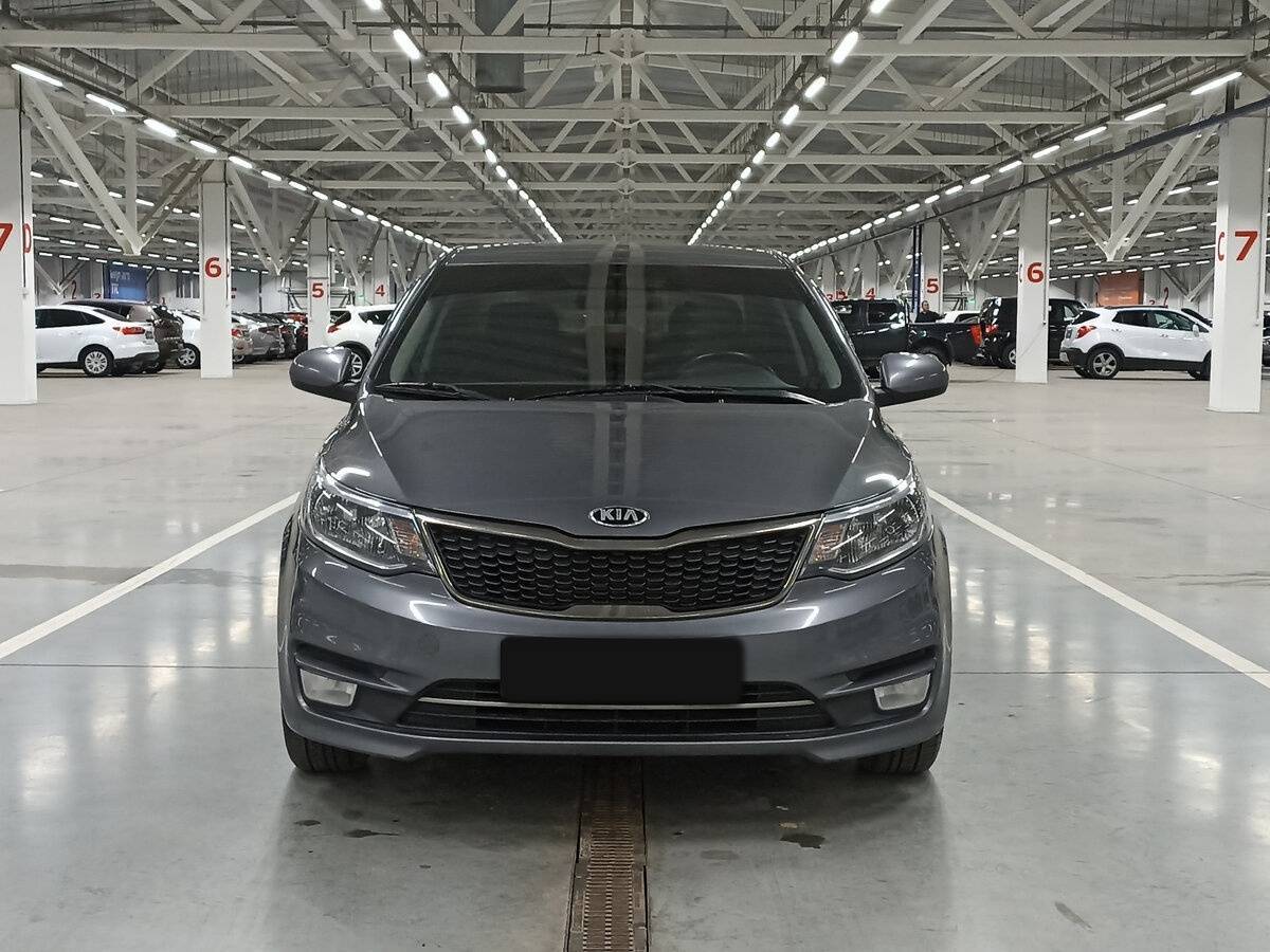 Kia Rio с пробегом — 2016 год. Фото: #1