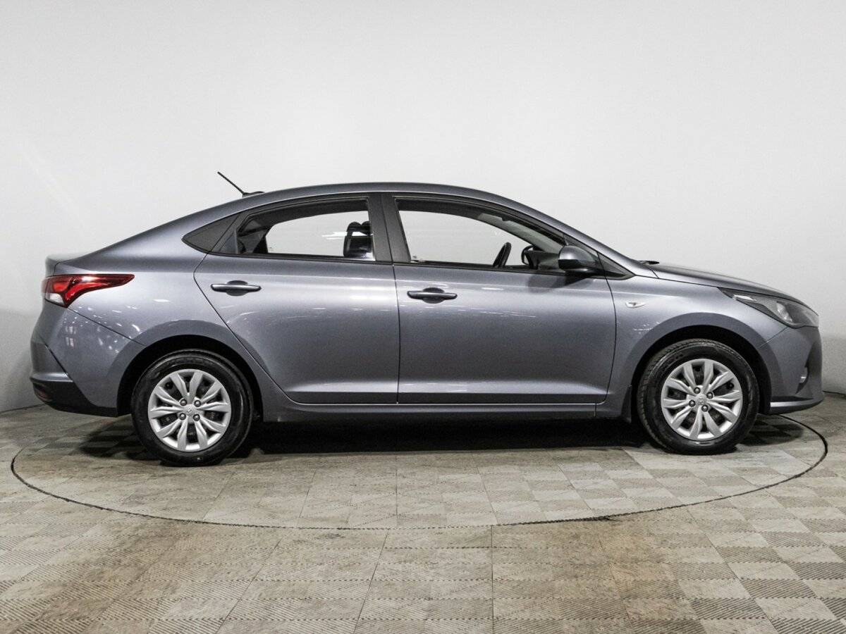 Hyundai Solaris с пробегом — 2021 год. Фото: #3