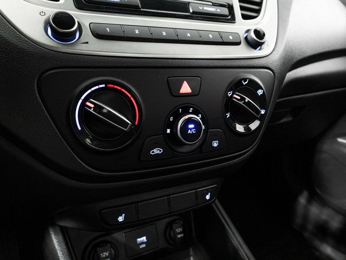 Hyundai Solaris с пробегом — 2021 год. Фото: #16